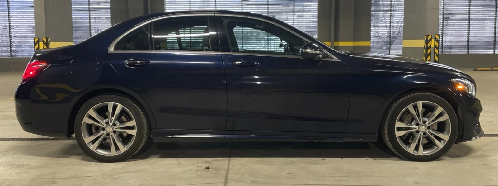 Mercedes-Benz C 400 4 Matic W205 - изображение 3