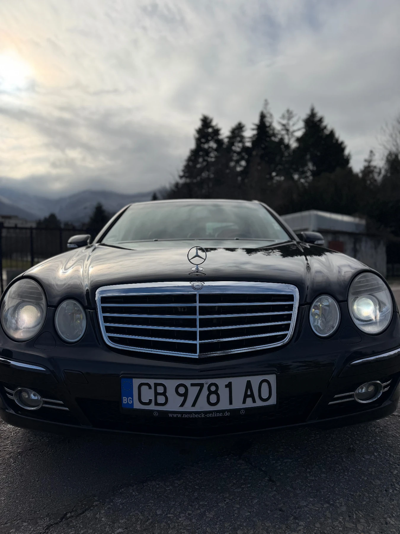 Mercedes-Benz E 280 Elegance - изображение 9