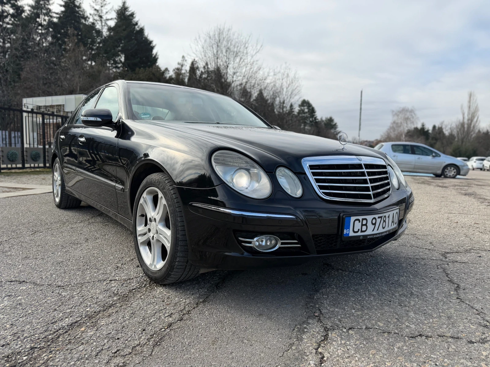 Mercedes-Benz E 280 Elegance - изображение 8