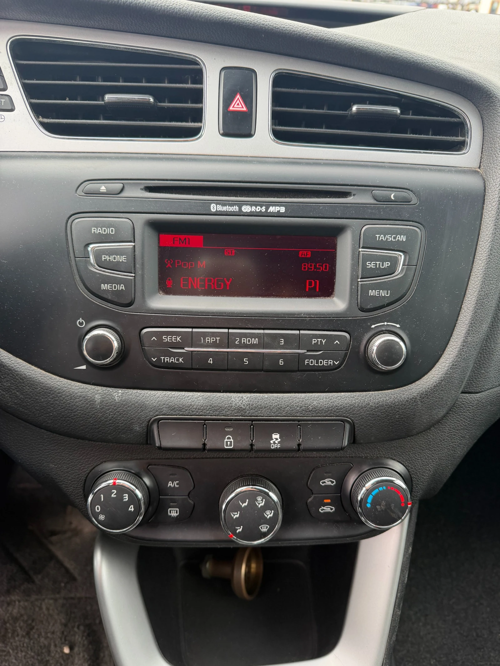 Kia Ceed 1.4GAZ EURO 5 | Mobile.bg � ����������� 13