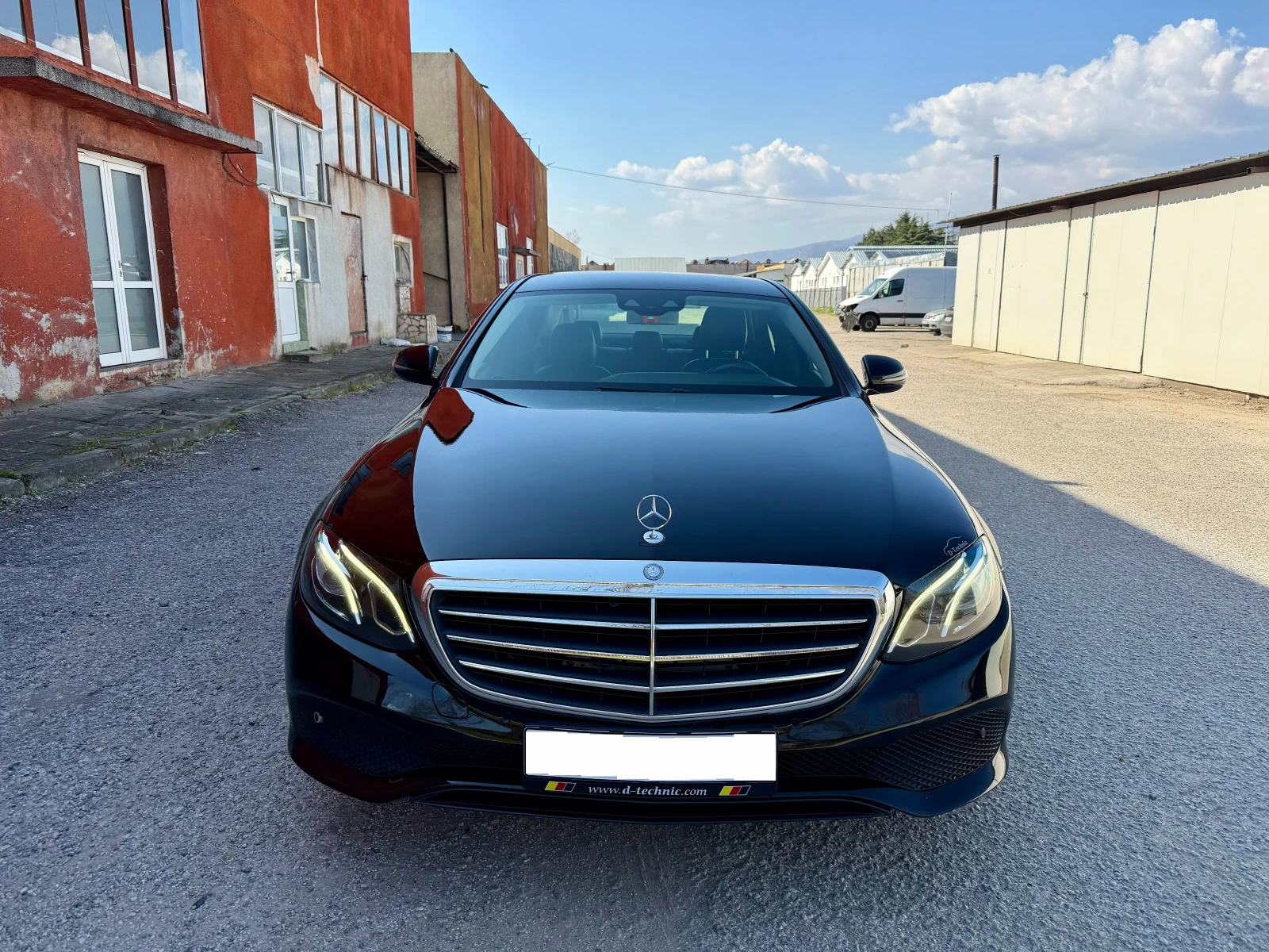 Mercedes-Benz E 220 CDI DIGITAL HEAD UP 9G, снимка 2 - Автомобили и джипове - 53839510