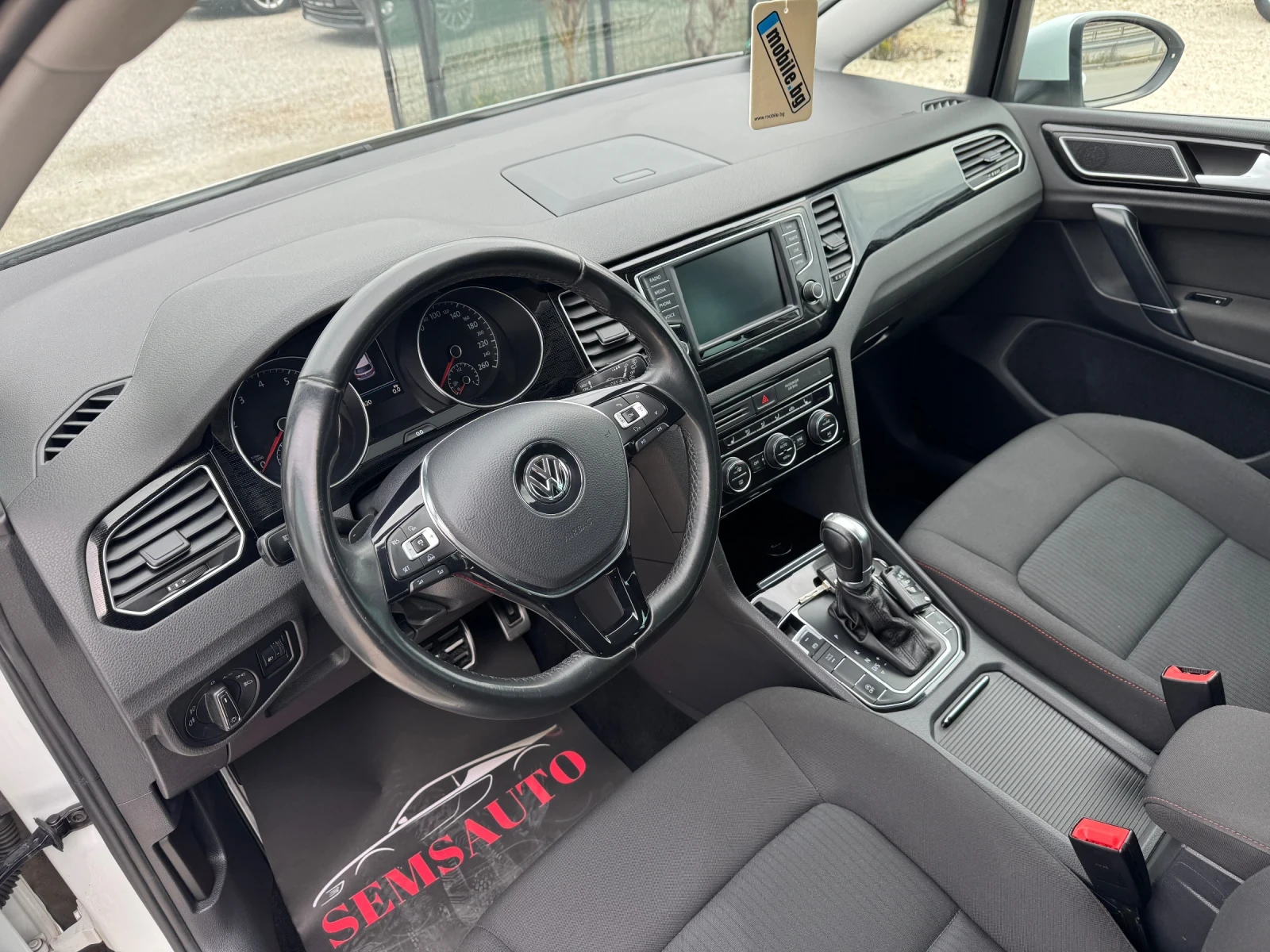 VW Sportsvan 1.4 TSI BMT DSG * Sound* Carplay* FULL* , снимка 9 - Автомобили и джипове - 53923637