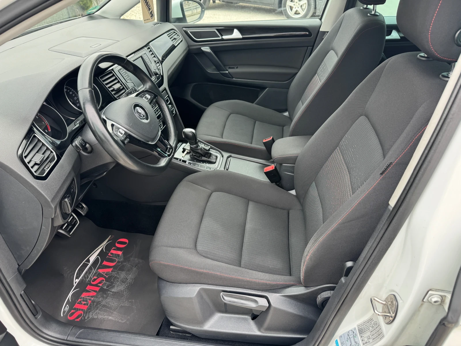 VW Sportsvan 1.4 TSI BMT DSG * Sound* Carplay* FULL* , снимка 11 - Автомобили и джипове - 53923637