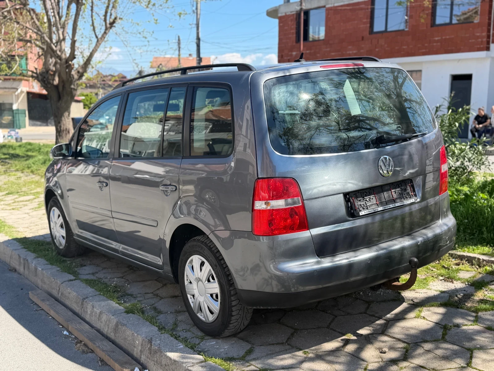 VW Touran 1, 9tdi 105hp 7 Местен , снимка 2 - Автомобили и джипове - 54126324