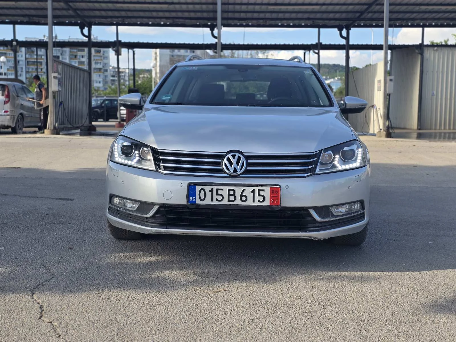 VW Passat 2.0TDI/LED/NAVI, снимка 2 - Автомобили и джипове - 54824000