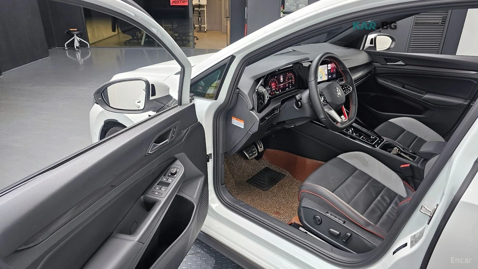 VW Golf GTI/2.0T/8TH GEN, снимка 7 - Автомобили и джипове - 54827887