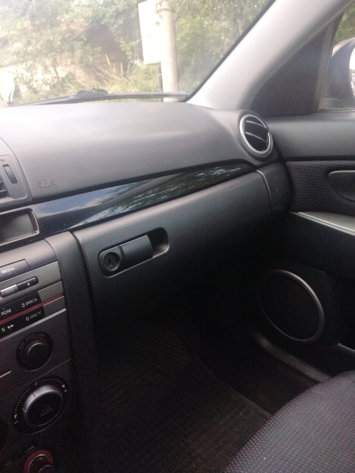 Mazda 3, снимка 10 - Автомобили и джипове - 54834034