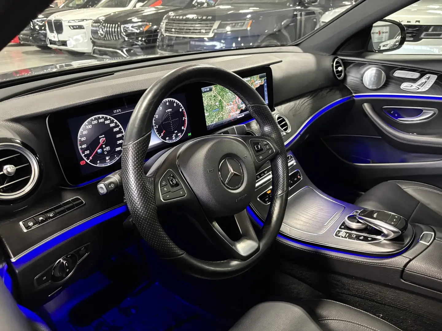 Mercedes-Benz E 400 * CARFAX * ЦЕНА ДО БГ, снимка 6 - Автомобили и джипове - 54886487