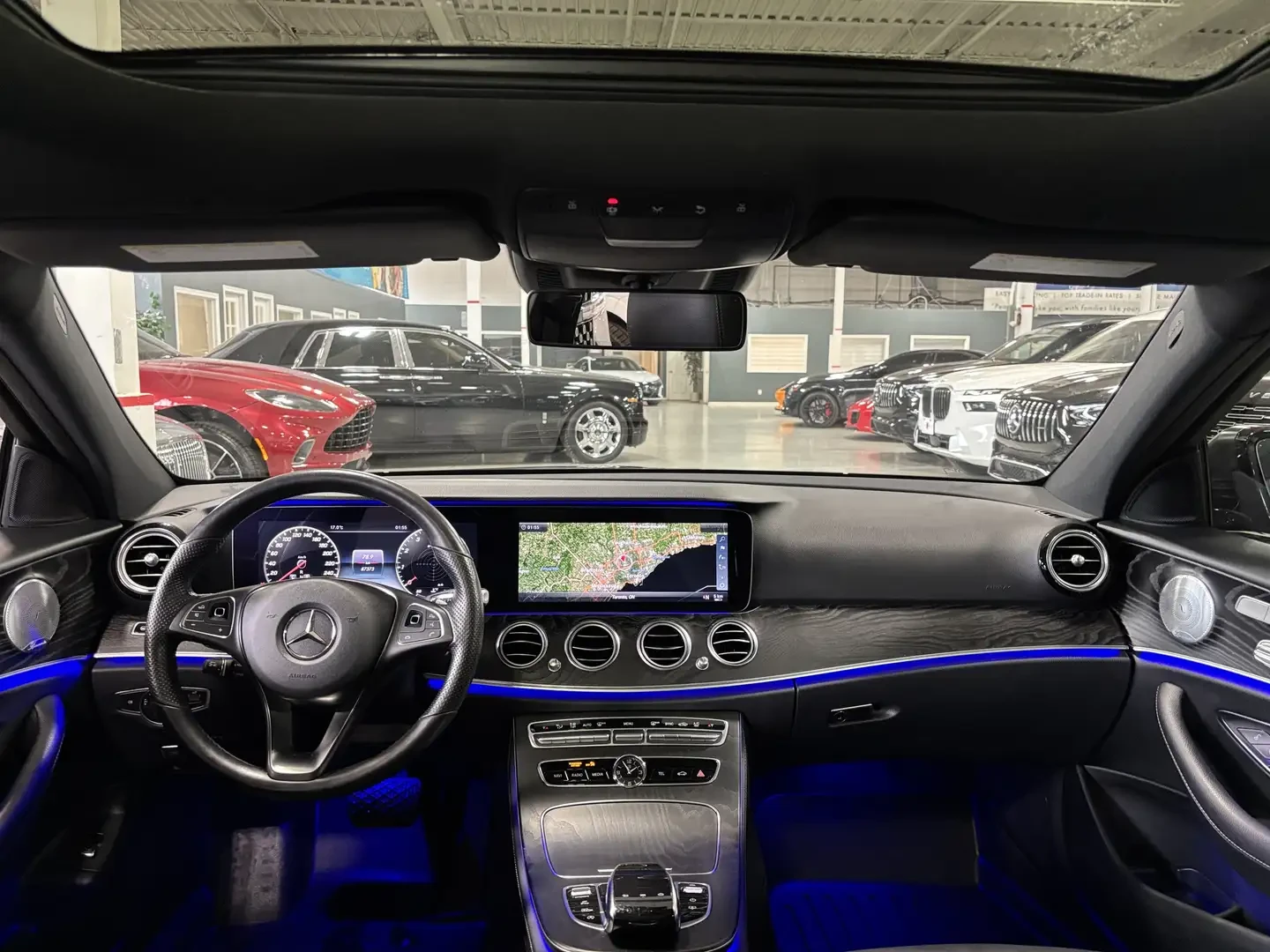 Mercedes-Benz E 400 * CARFAX * ЦЕНА ДО БГ, снимка 5 - Автомобили и джипове - 54886487