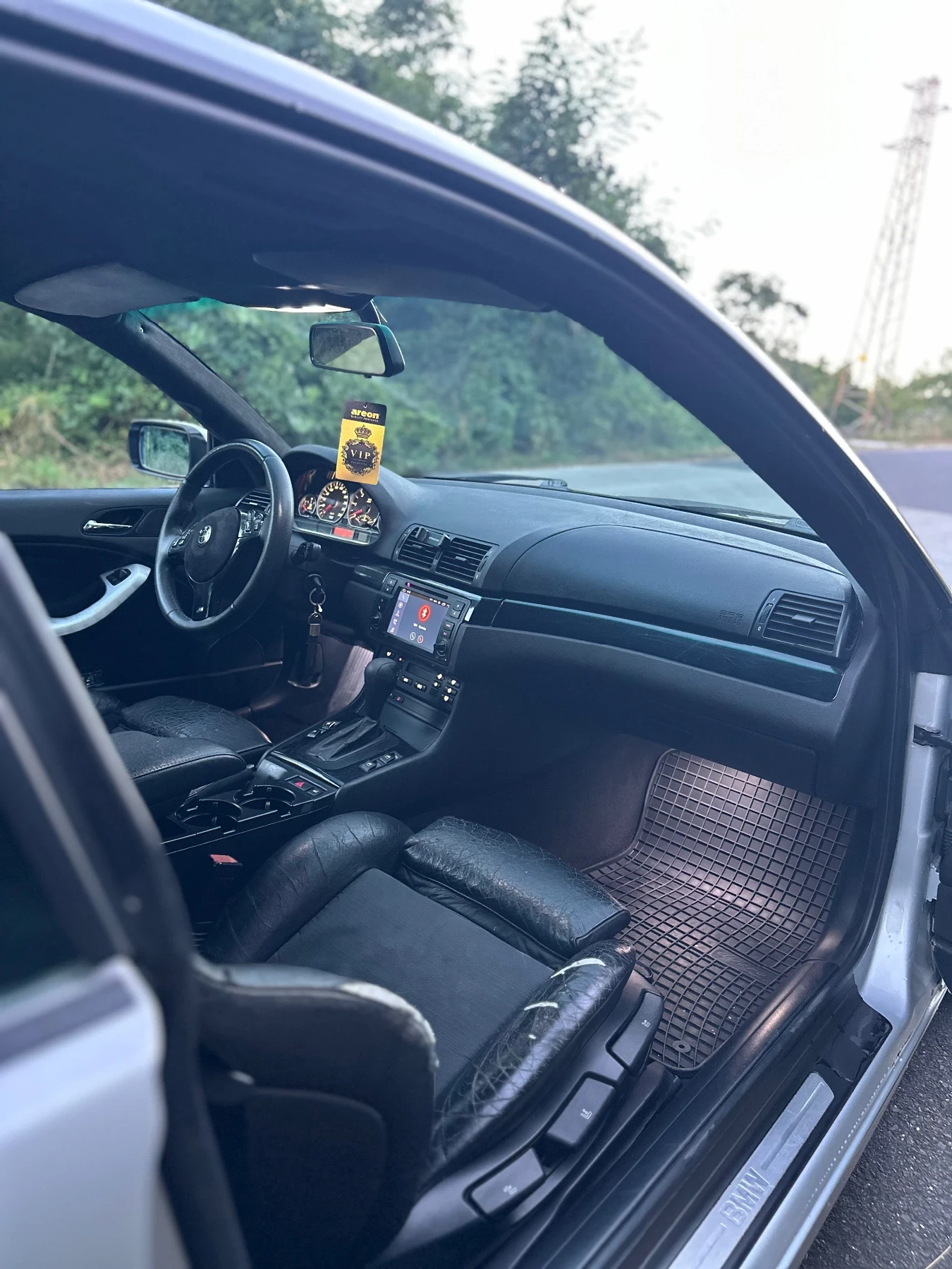 BMW 320, снимка 11 - Автомобили и джипове - 55532770