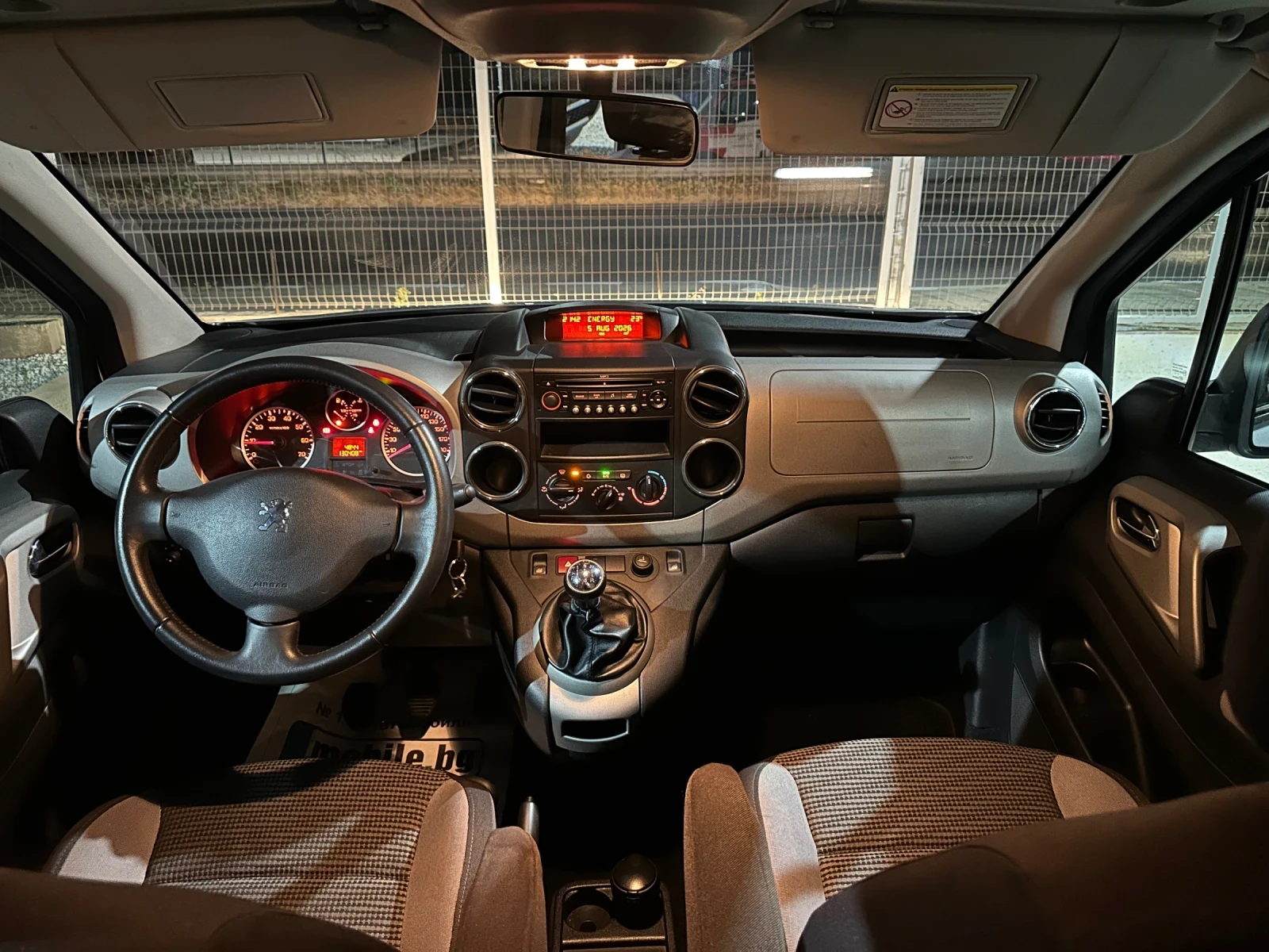Peugeot Partner 130хил.км! 1.6i пежо мотор! , снимка 10 - Автомобили и джипове - 55566143
