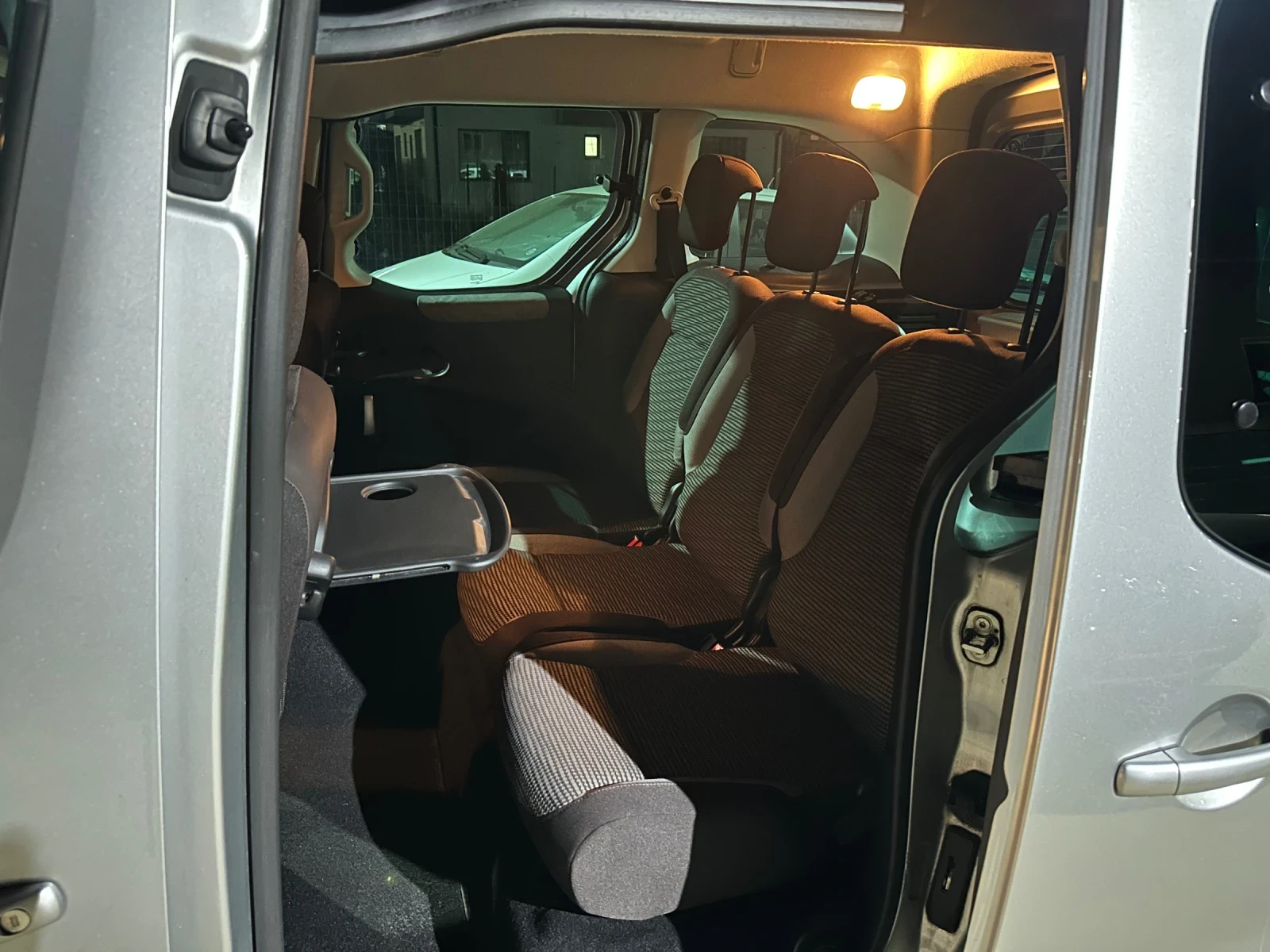 Peugeot Partner 130хил.км! 1.6i пежо мотор! , снимка 11 - Автомобили и джипове - 55566143