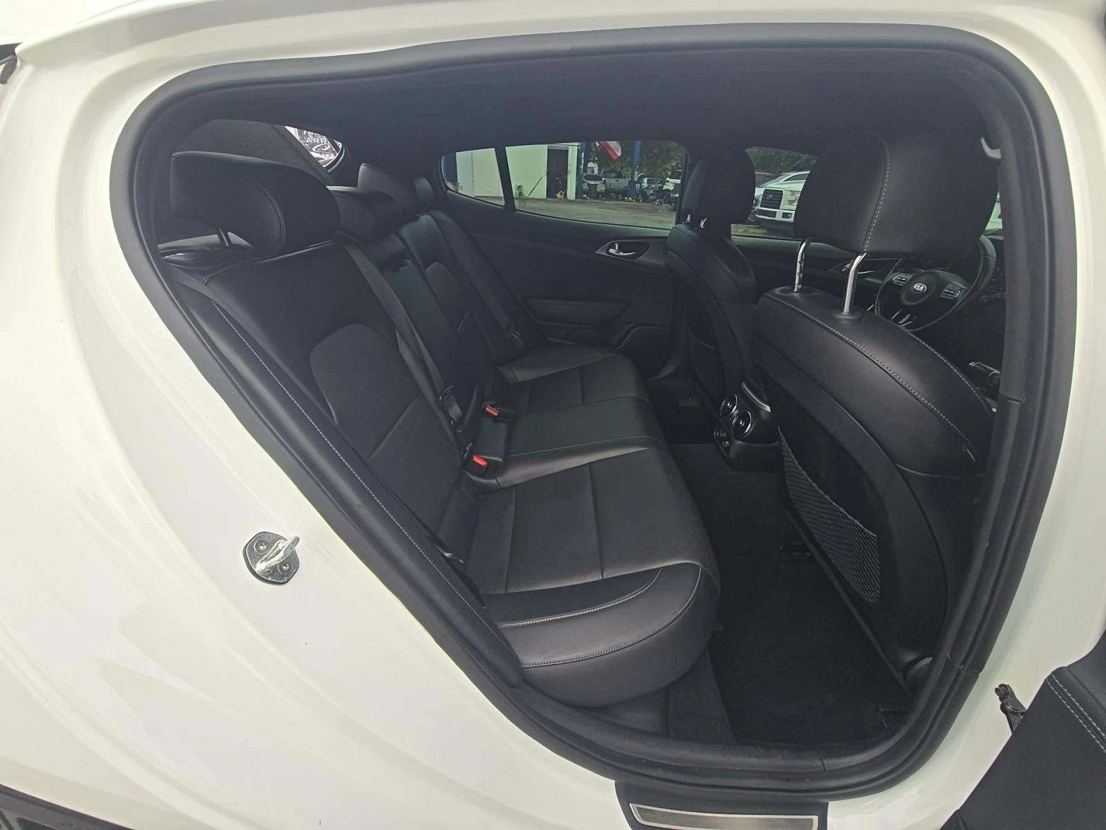 Kia Stinger GT Turbo, снимка 7 - Автомобили и джипове - 56099487