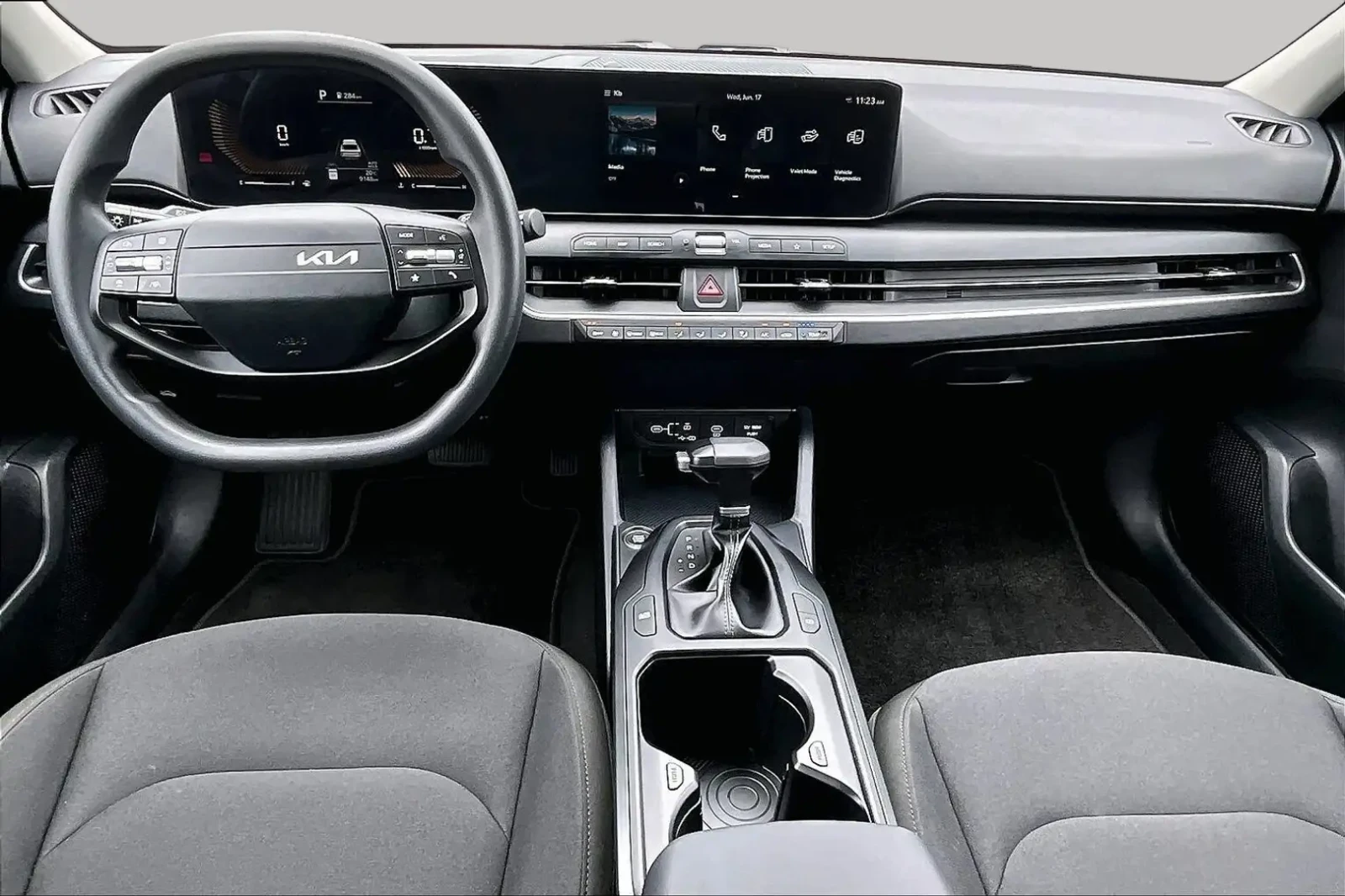 Kia K4 LX Low Km Heated Seats Carplay, снимка 4 - Автомобили и джипове - 56213920