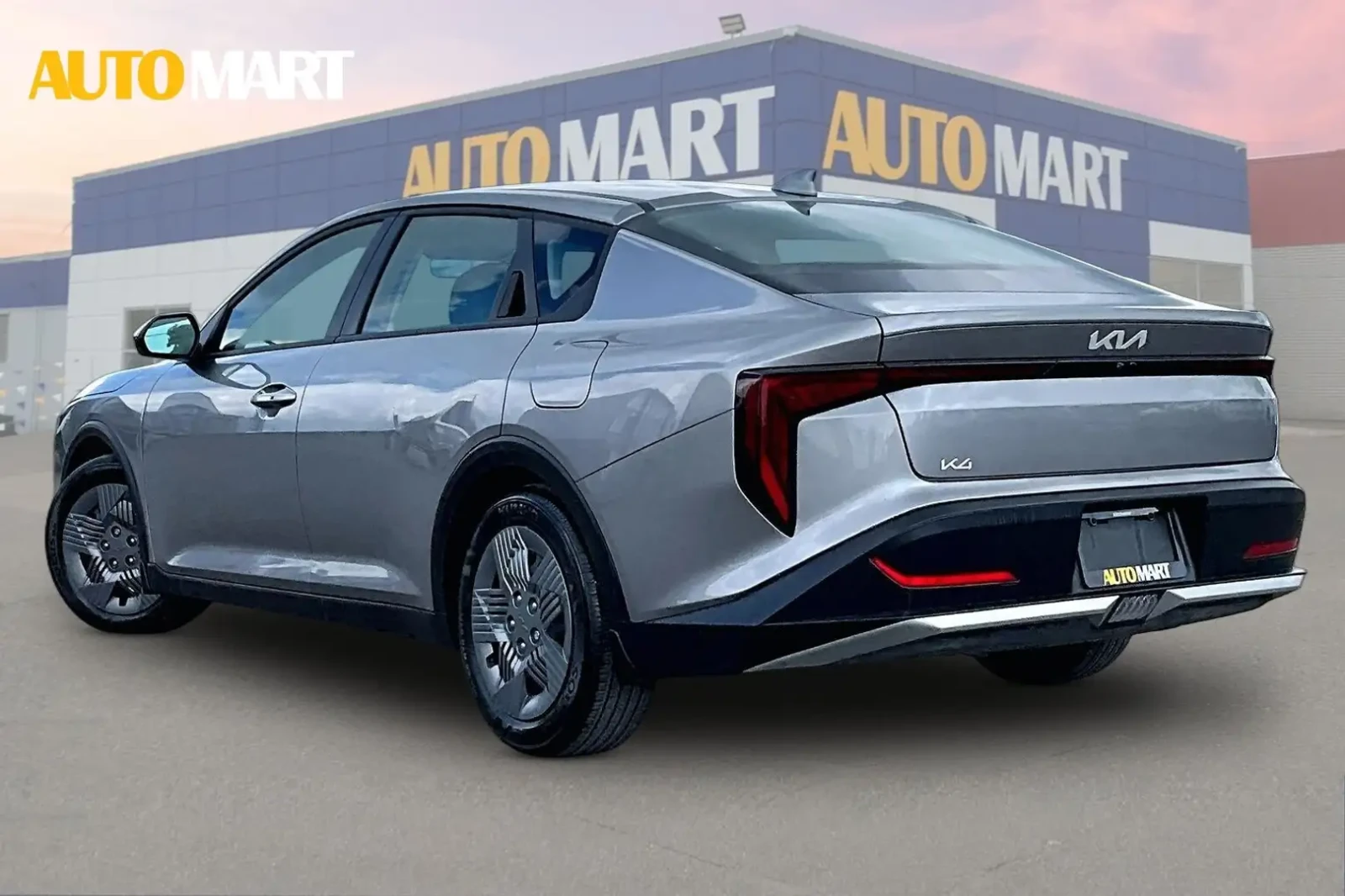 Kia K4 LX Low Km Heated Seats Carplay, снимка 17 - Автомобили и джипове - 56213920
