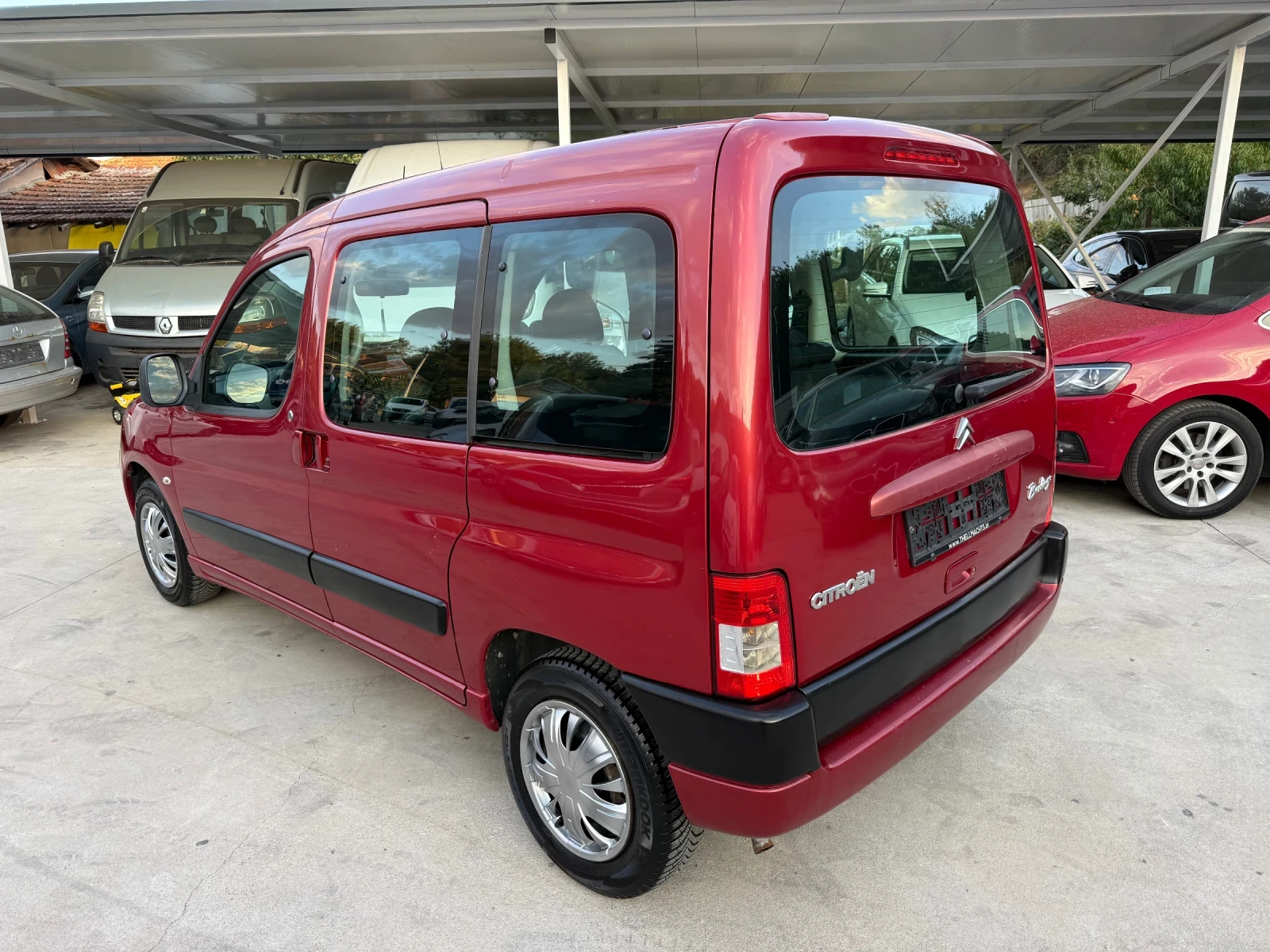 Citroen Berlingo 1.4 КЛИМАТИК ЛИЗИНГ, снимка 7 - Автомобили и джипове - 56308180