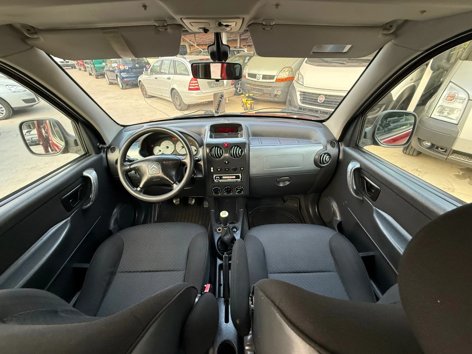 Citroen Berlingo 1.4 КЛИМАТИК ЛИЗИНГ, снимка 10 - Автомобили и джипове - 56308180