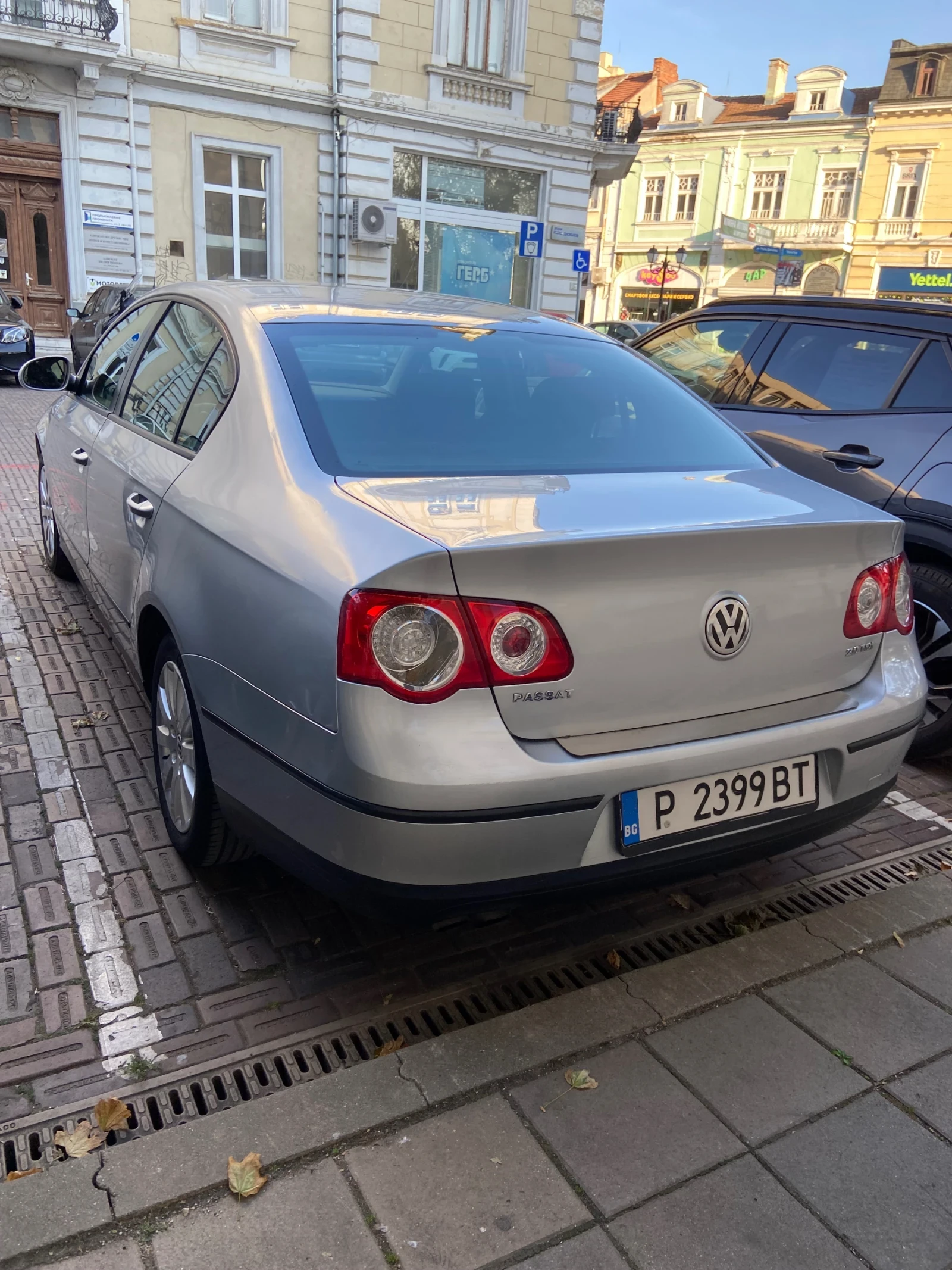 VW Passat B6, снимка 4 - Автомобили и джипове - 56452725