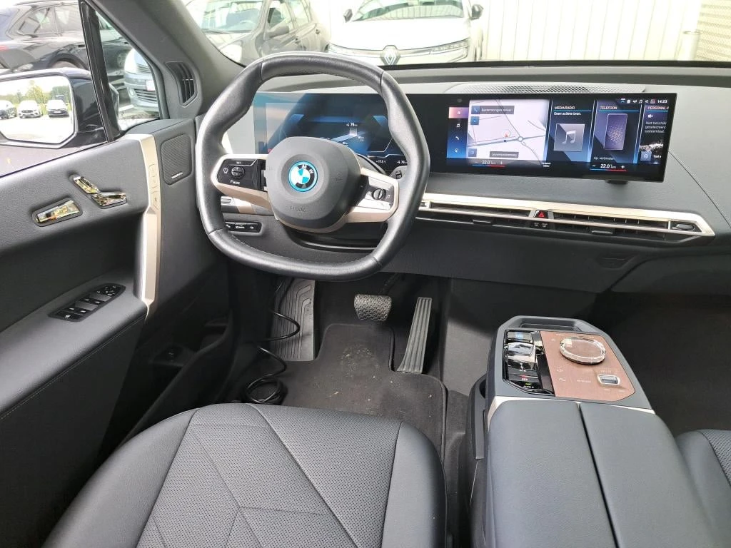 BMW iX xDrive40 LED Navi Leather 98%SoH | Mobile.bg � ����������� 7