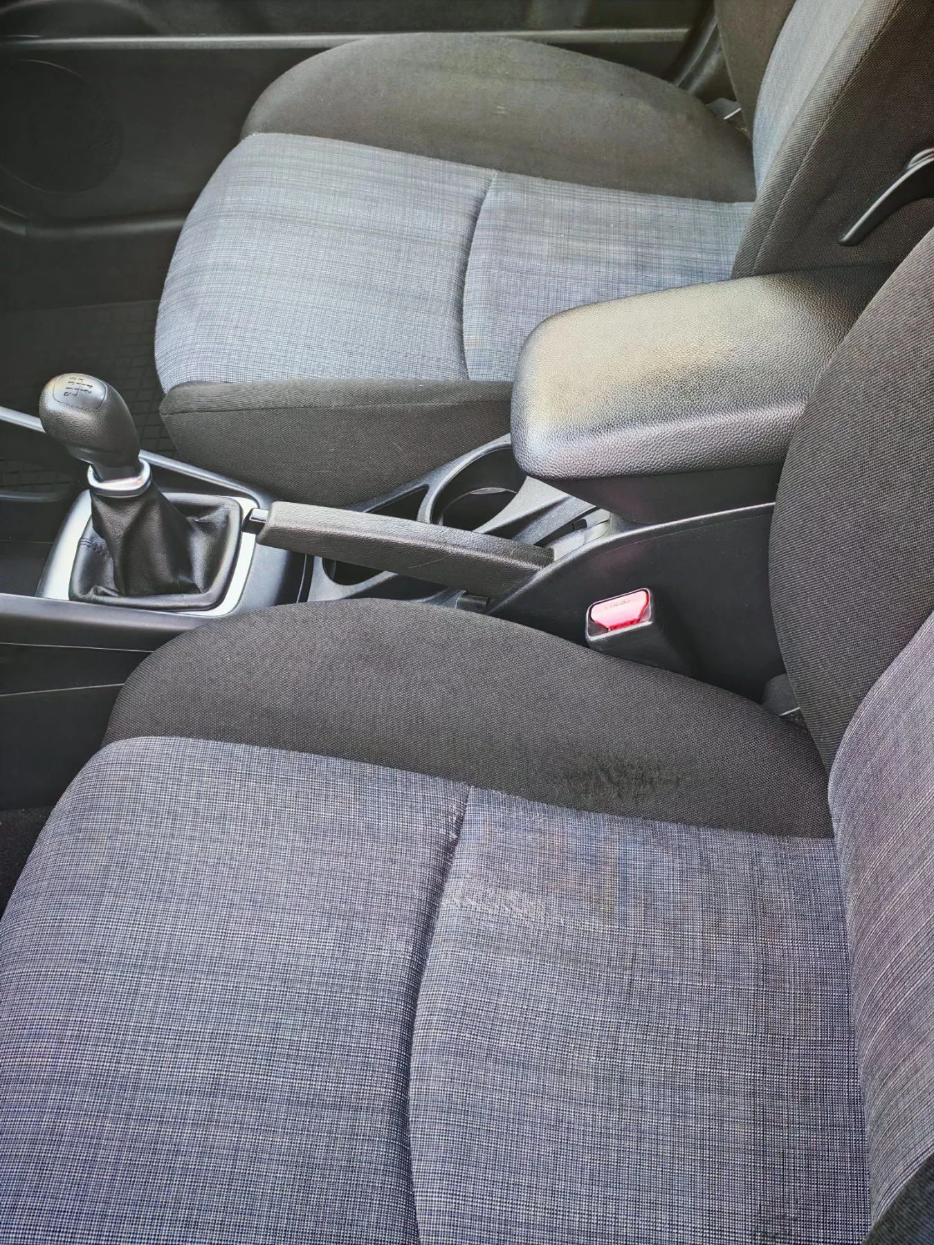 Kia Ceed 1.4 бензин 90кс, снимка 8 - Автомобили и джипове - 56540737
