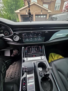 Audi Q8 Technik* 360* Pano* Bang* HUD* Soft Close Обдух* 2, снимка 9