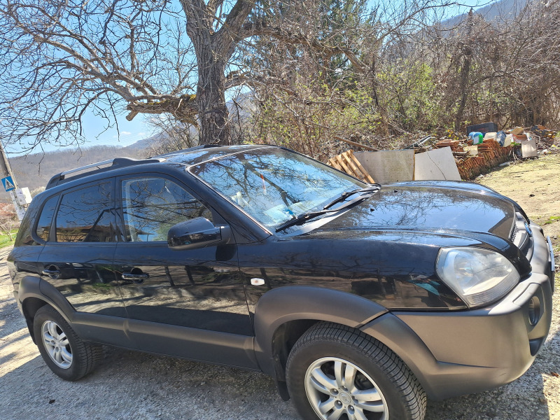 Hyundai Tucson, снимка 3 - Автомобили и джипове - 44921900