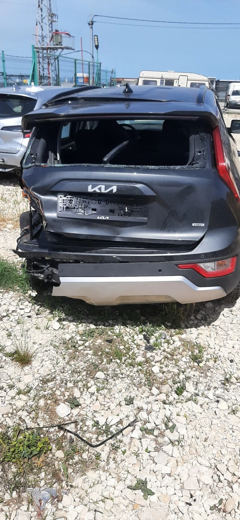 Kia Niro, снимка 1 - Автомобили и джипове - 46173931