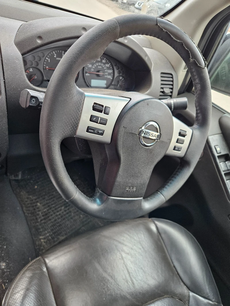 Nissan Navara 177к.с, снимка 8 - Автомобили и джипове - 48053468