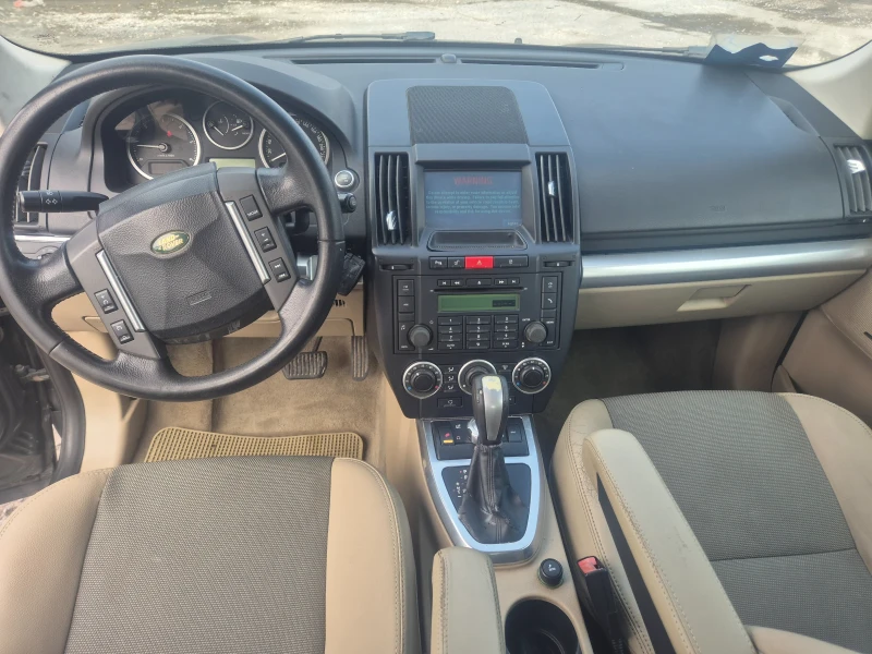 Land Rover Freelander 2.2 TD4, АВТОМАТИК, снимка 10 - Автомобили и джипове - 52317364