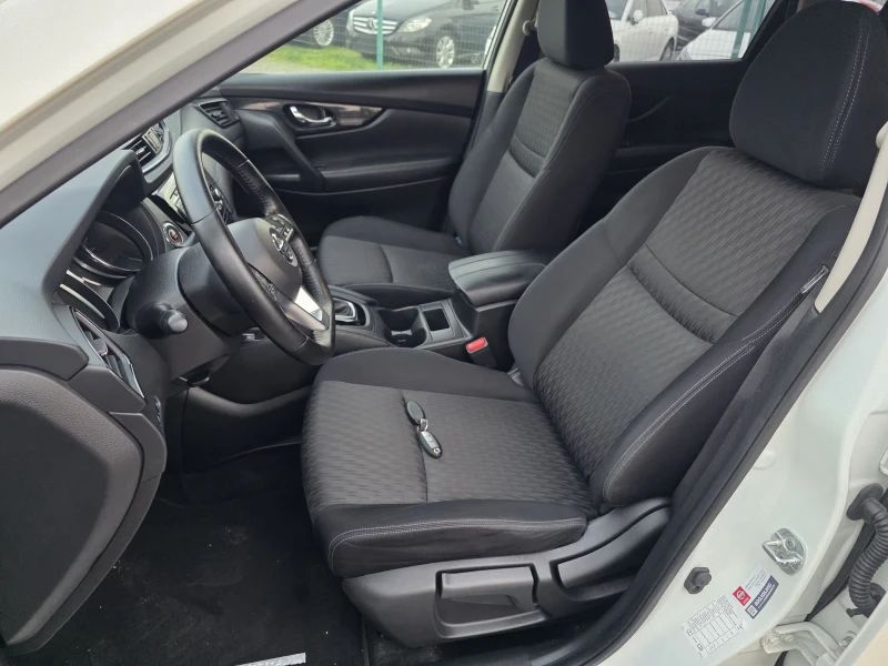 Nissan X-trail 1.6 D Automatic 7M, снимка 7 - Автомобили и джипове - 52654394