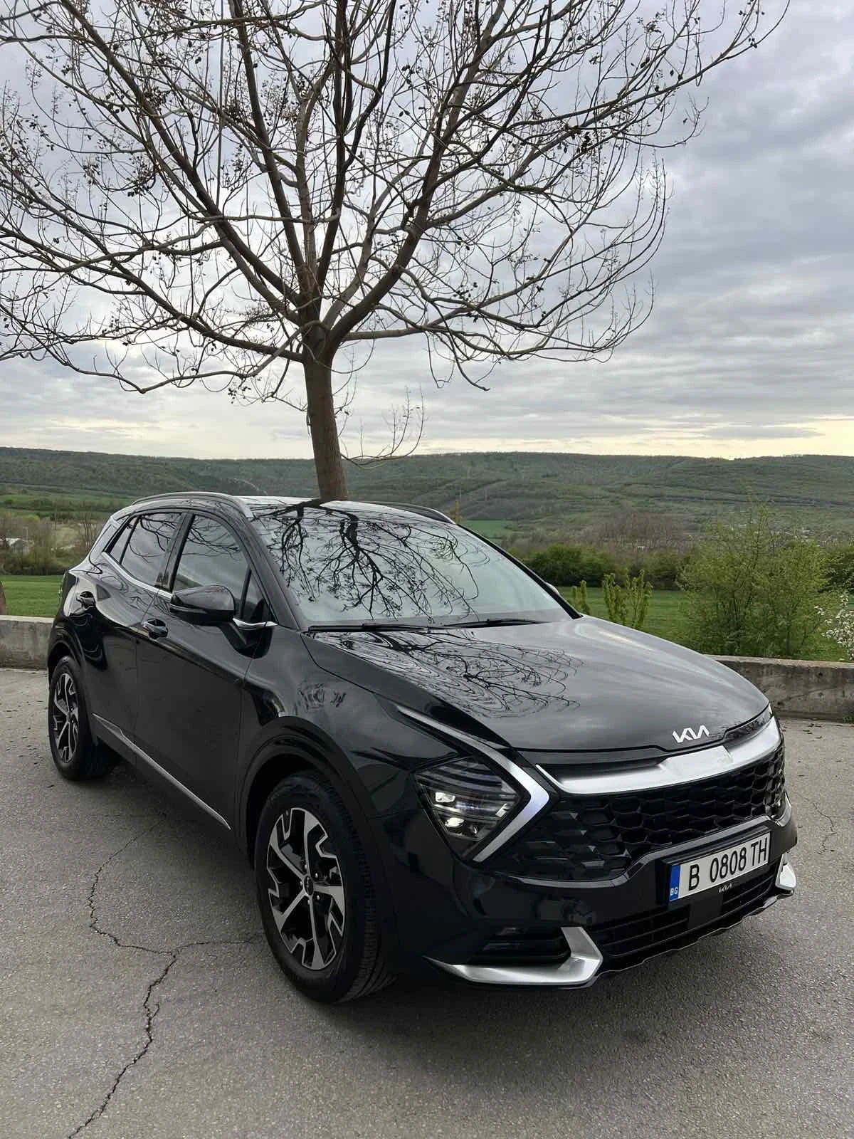 Kia Sportage 1, 6T MHEV 4WD Aut 4x4 - изображение 3