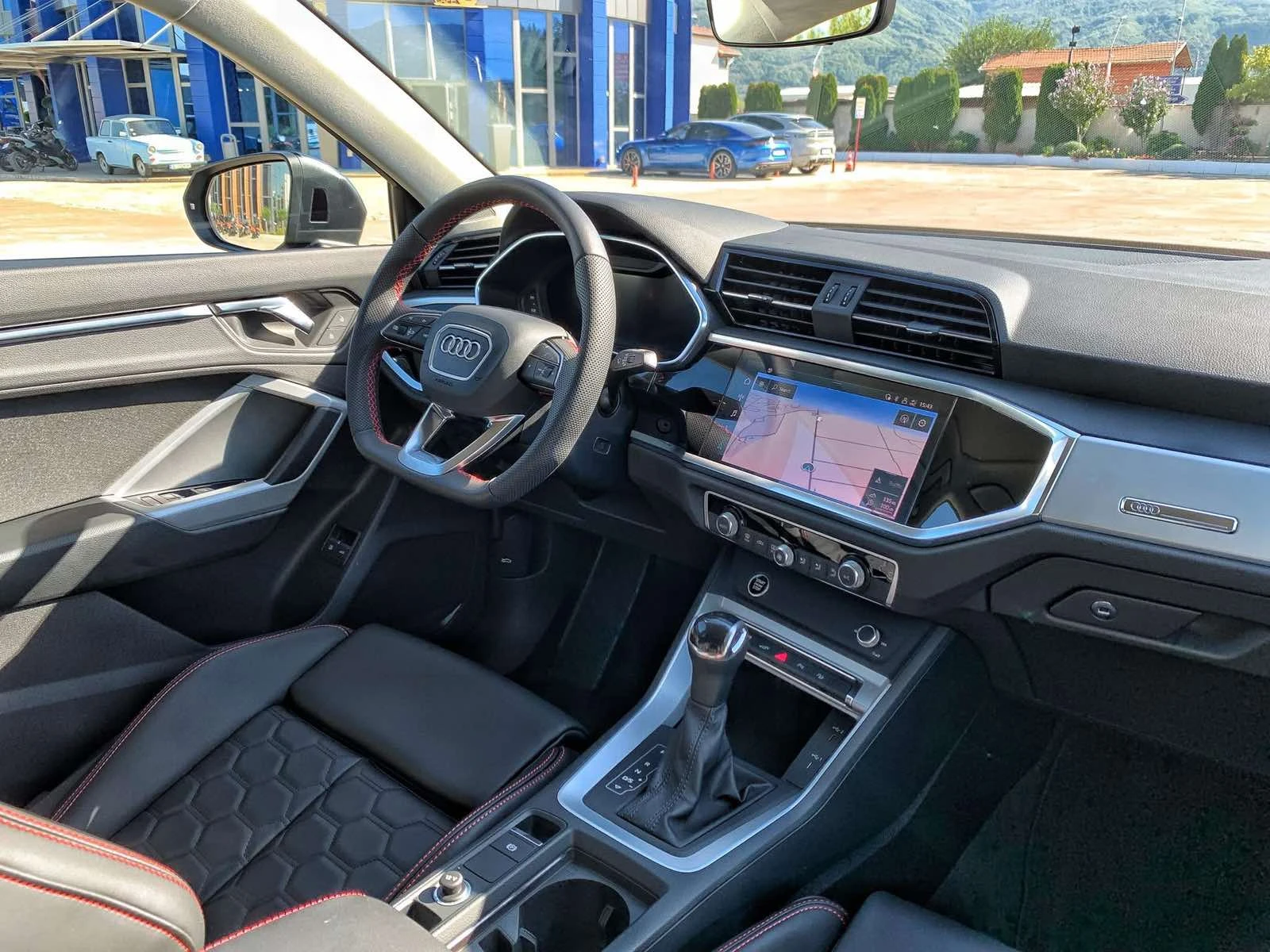 Audi Q3 Sportback S-LINE Plug-in Hybrid  | Mobile.bg — изображение 10