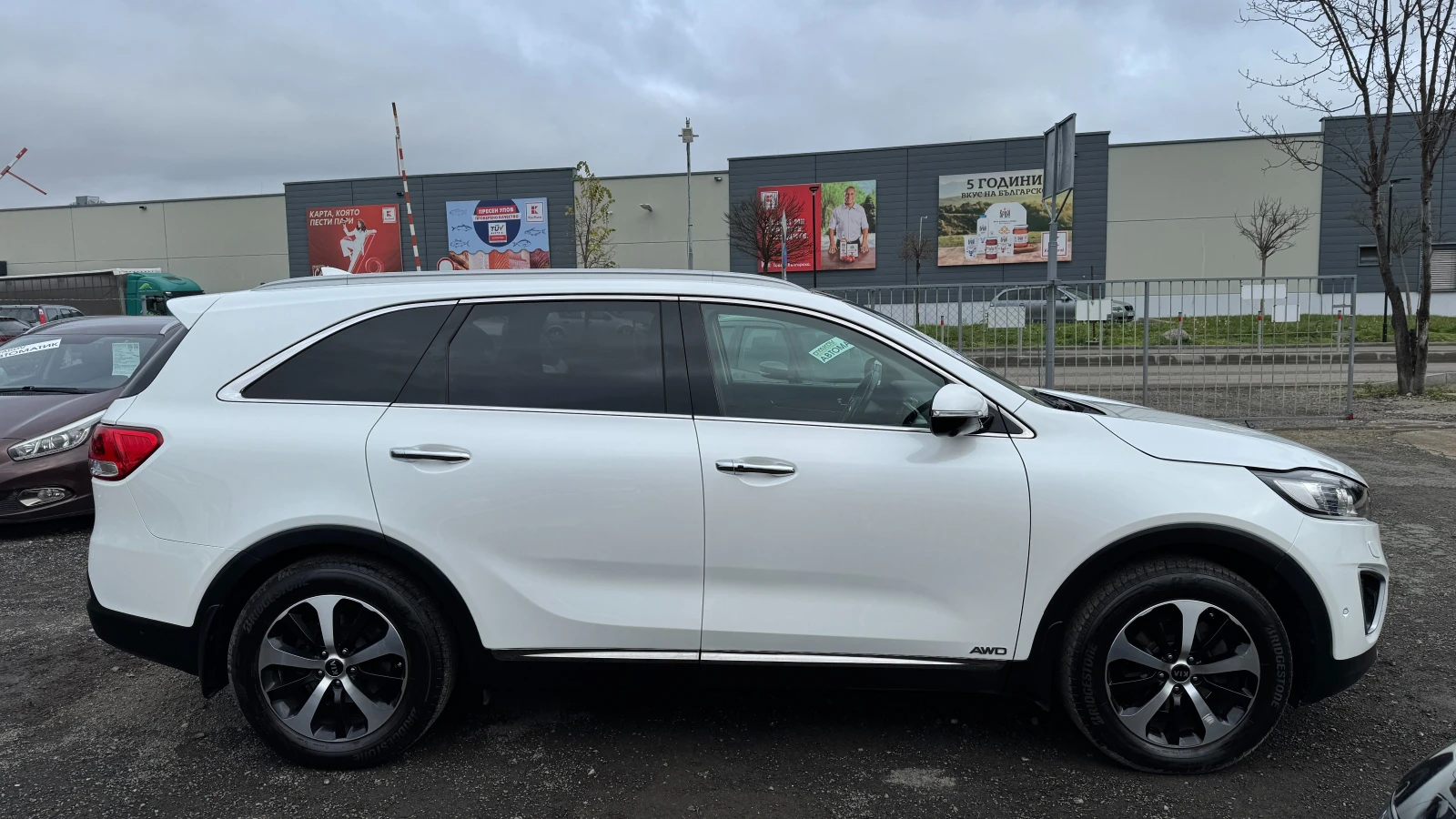 Kia Sorento 2.2d ���������!���������!������, PDC, LED, Navi | Mobile.bg � ����������� 4