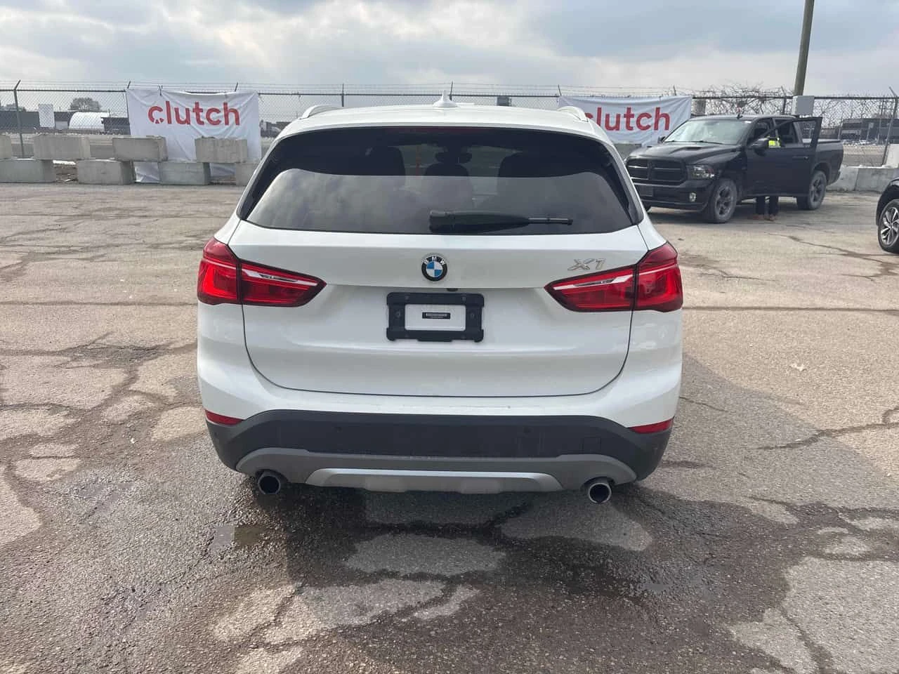 BMW X1 * xDrive28i * CARFAX * ПАНОРАМА* KEYLESS* ПОДГРЕВИ, снимка 4 - Автомобили и джипове - 53803913