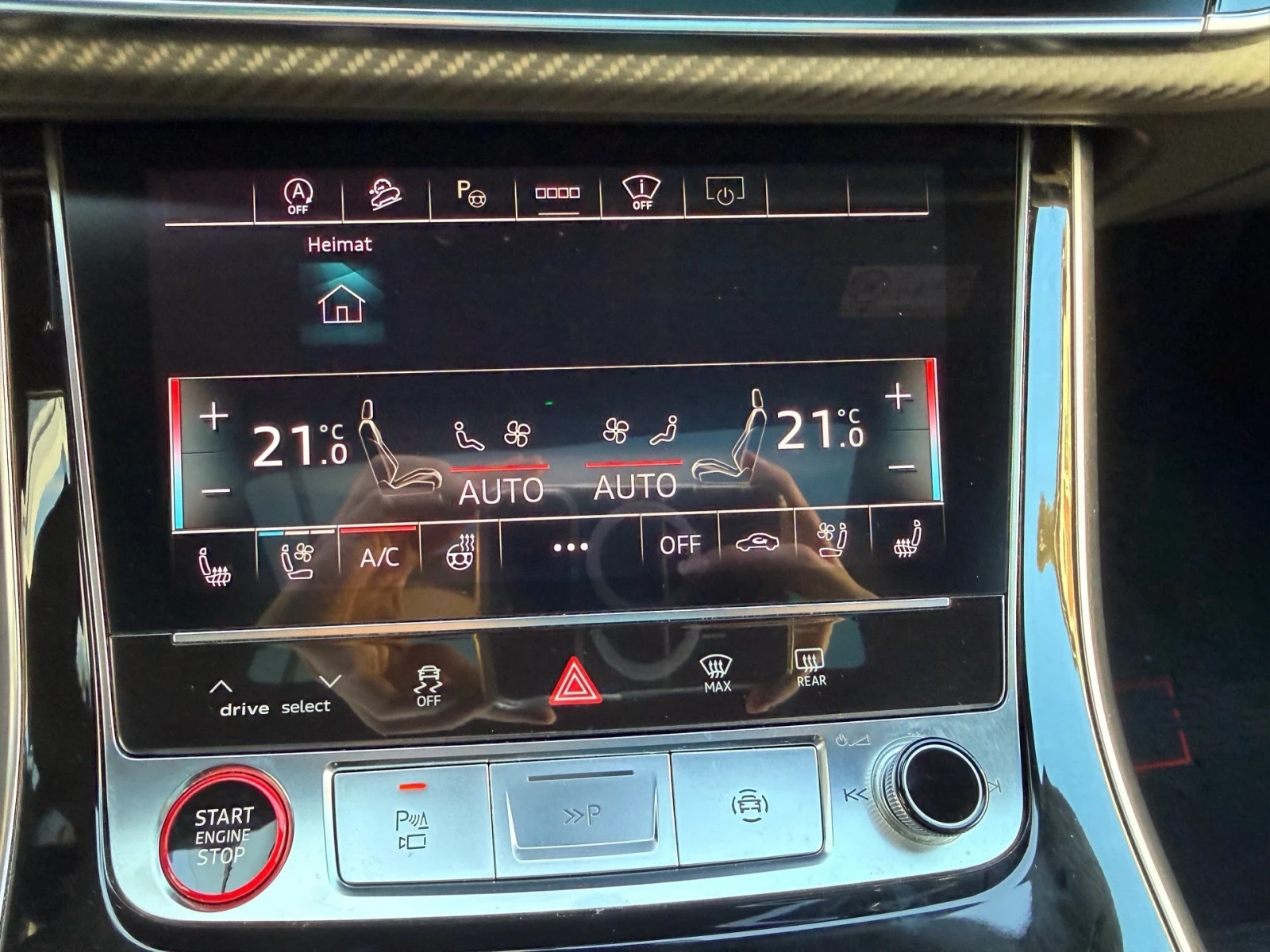 Audi RSQ8 Performance, снимка 10 - Автомобили и джипове - 53948967