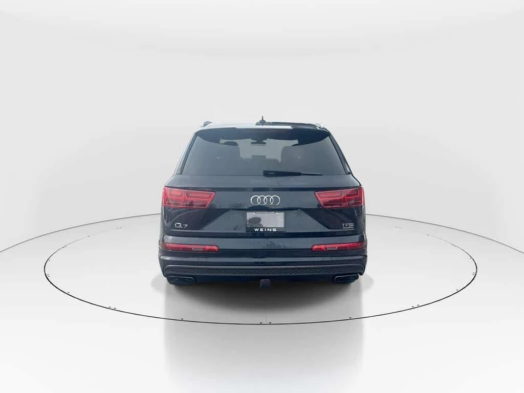 Audi Q7 3.0T Technik * Фиксирана цена до БГ * CARFAX * , снимка 7 - Автомобили и джипове - 53958402