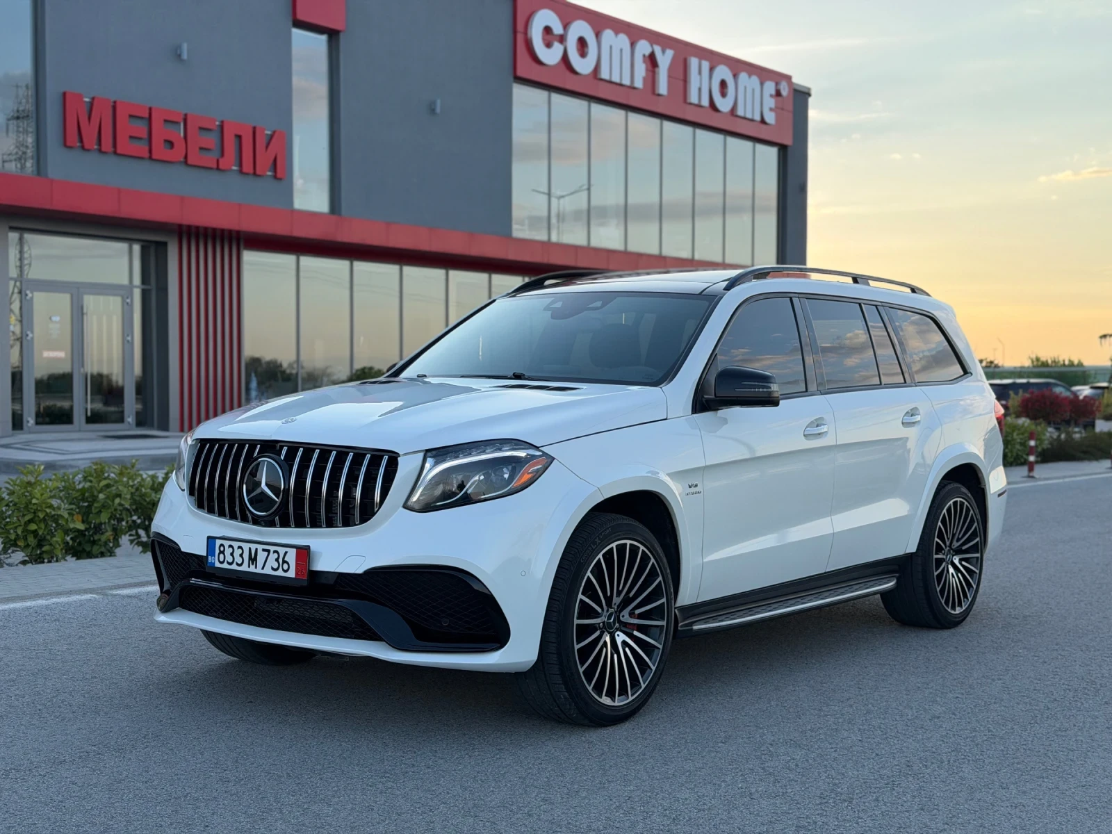Mercedes-Benz GLS 63 AMG FULL !, снимка 3 - Автомобили и джипове - 54338677