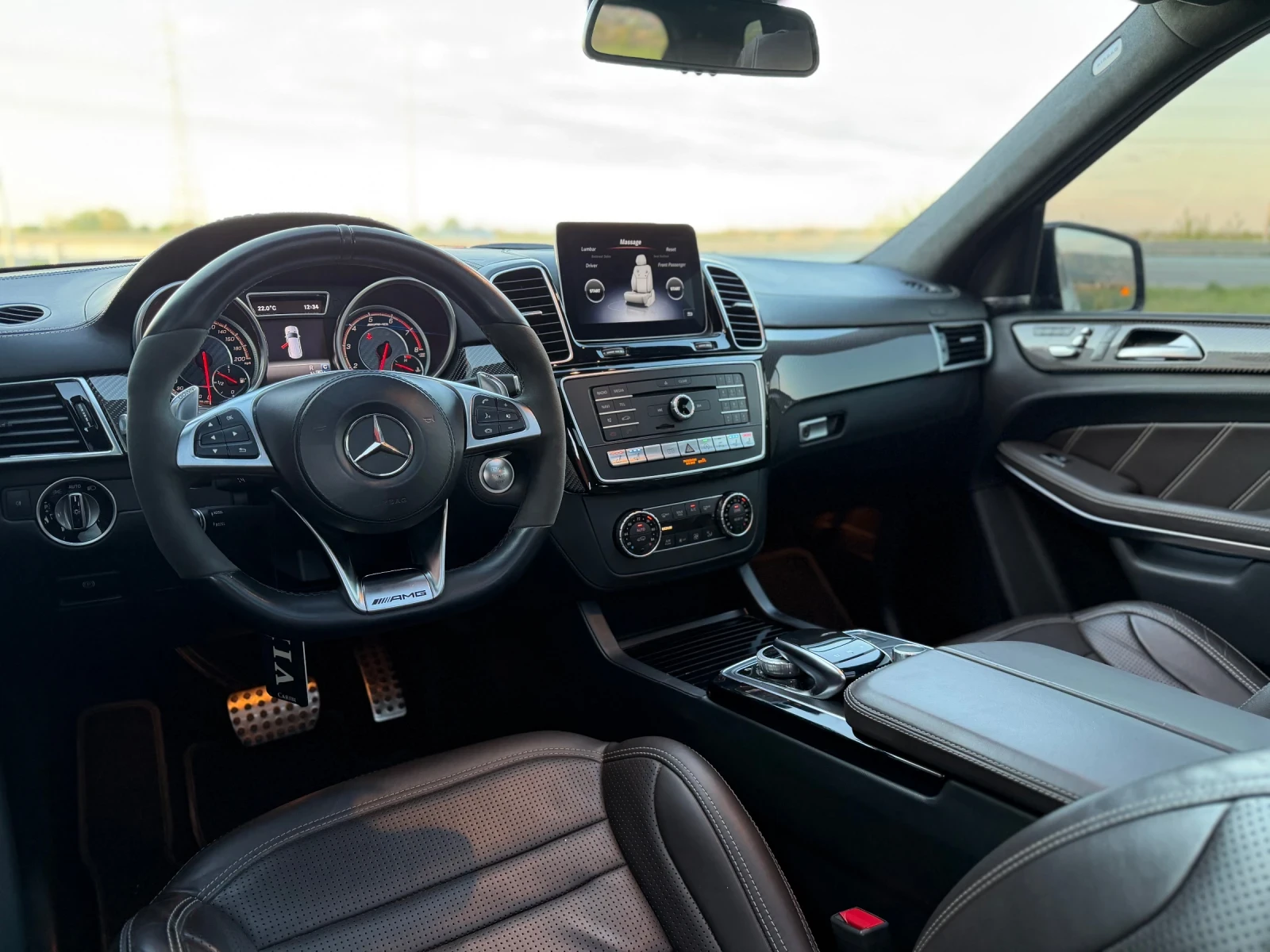 Mercedes-Benz GLS 63 AMG FULL !, снимка 13 - Автомобили и джипове - 54338677