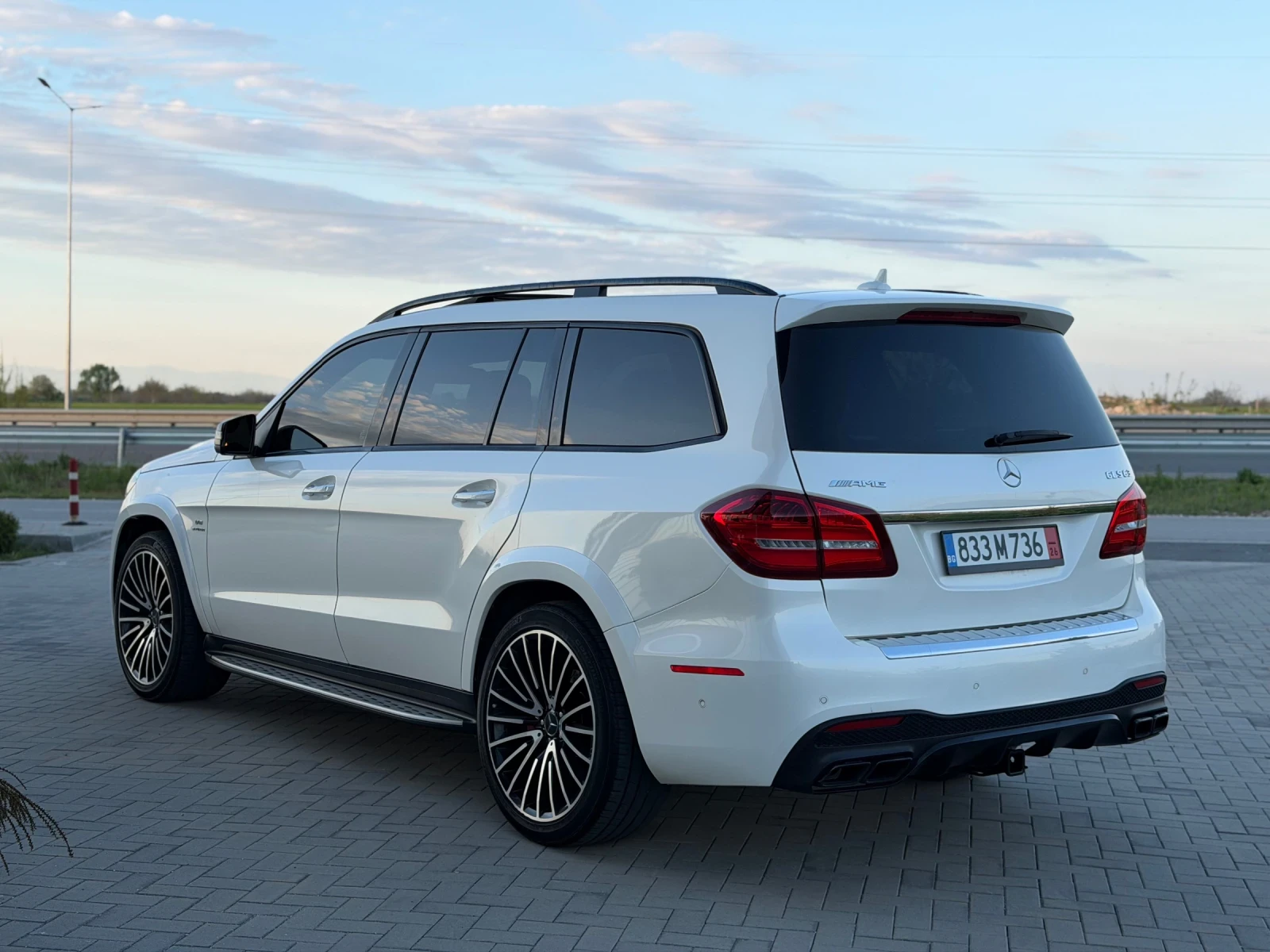 Mercedes-Benz GLS 63 AMG FULL !, снимка 7 - Автомобили и джипове - 54338677