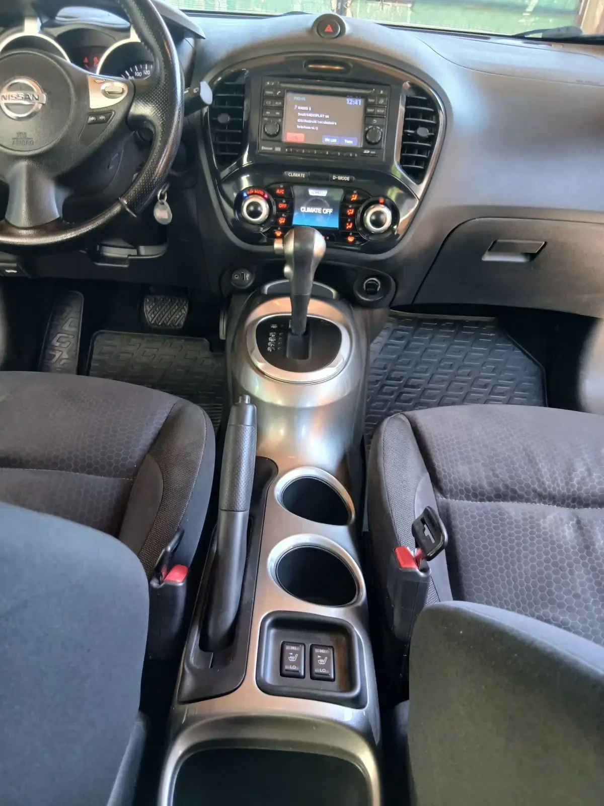 Nissan Juke, снимка 11 - Автомобили и джипове - 55423236