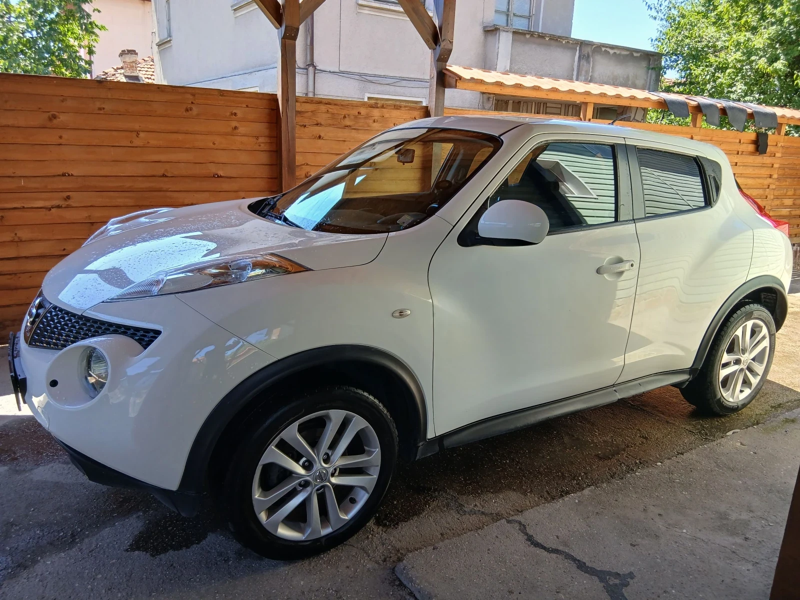 Nissan Juke, снимка 5 - Автомобили и джипове - 55423236