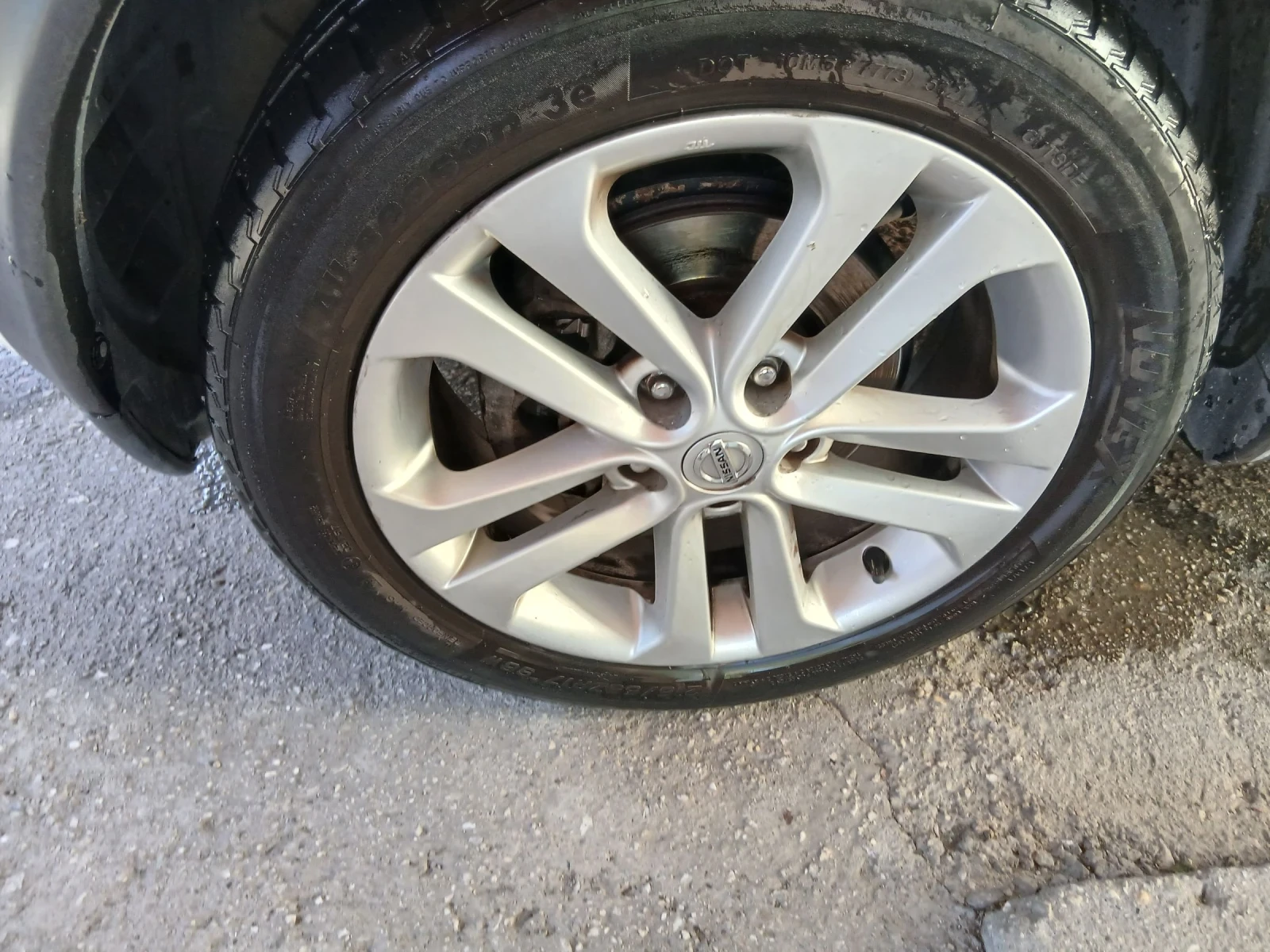 Nissan Juke, снимка 7 - Автомобили и джипове - 55423236