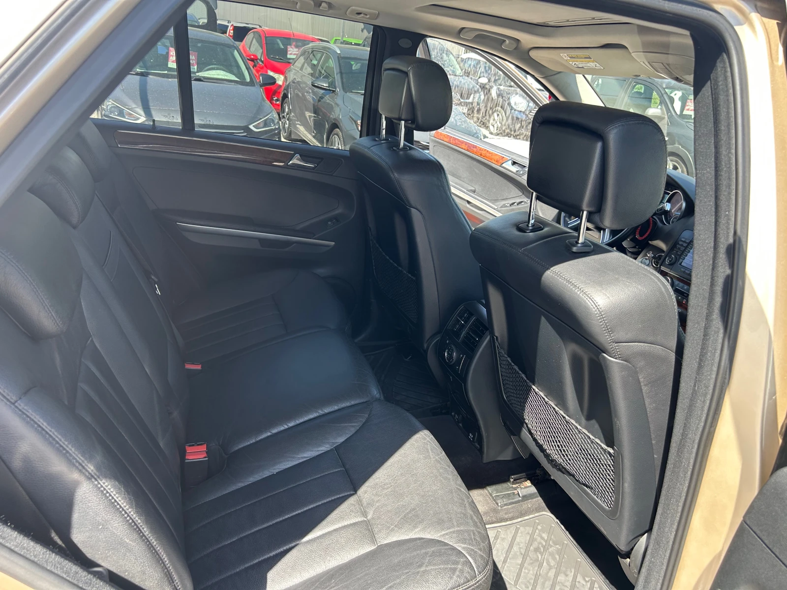 Mercedes-Benz ML 350 3.5V6 4X4 EURO4 GAS, снимка 12 - Автомобили и джипове - 55733124