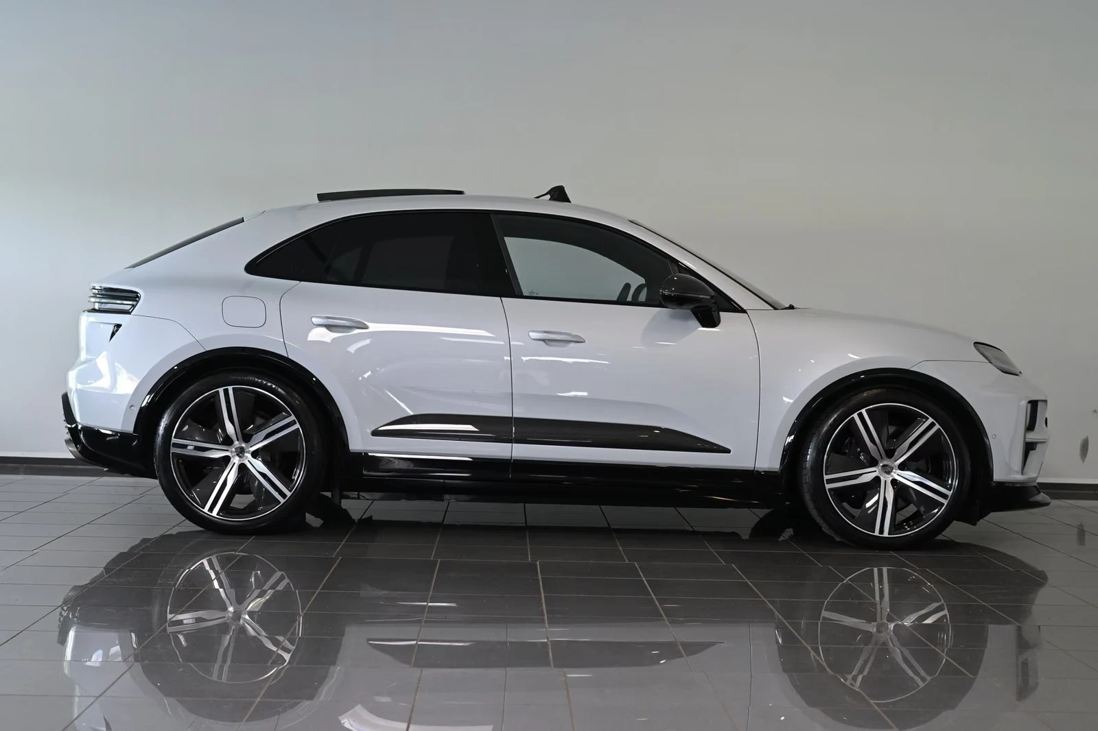 Porsche Macan TURBO / SPORT CHRONO / BURM / 360 / HUD / MATRIX / | Mobile.bg � ����������� 5