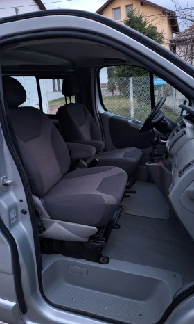 Opel Vivaro 2.0DTI 114кс 8места 6скорости Темпомат Климатик, снимка 6