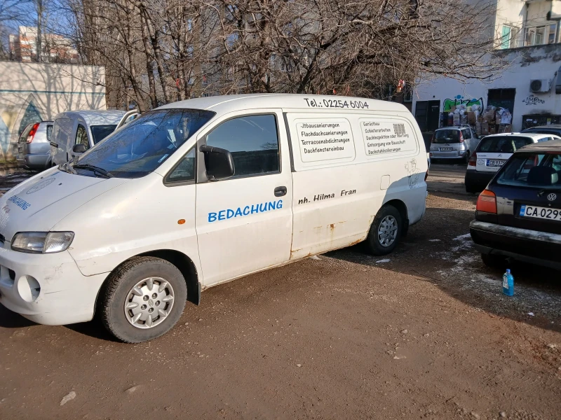 Hyundai H1, снимка 1 - Бусове и автобуси - 48519372