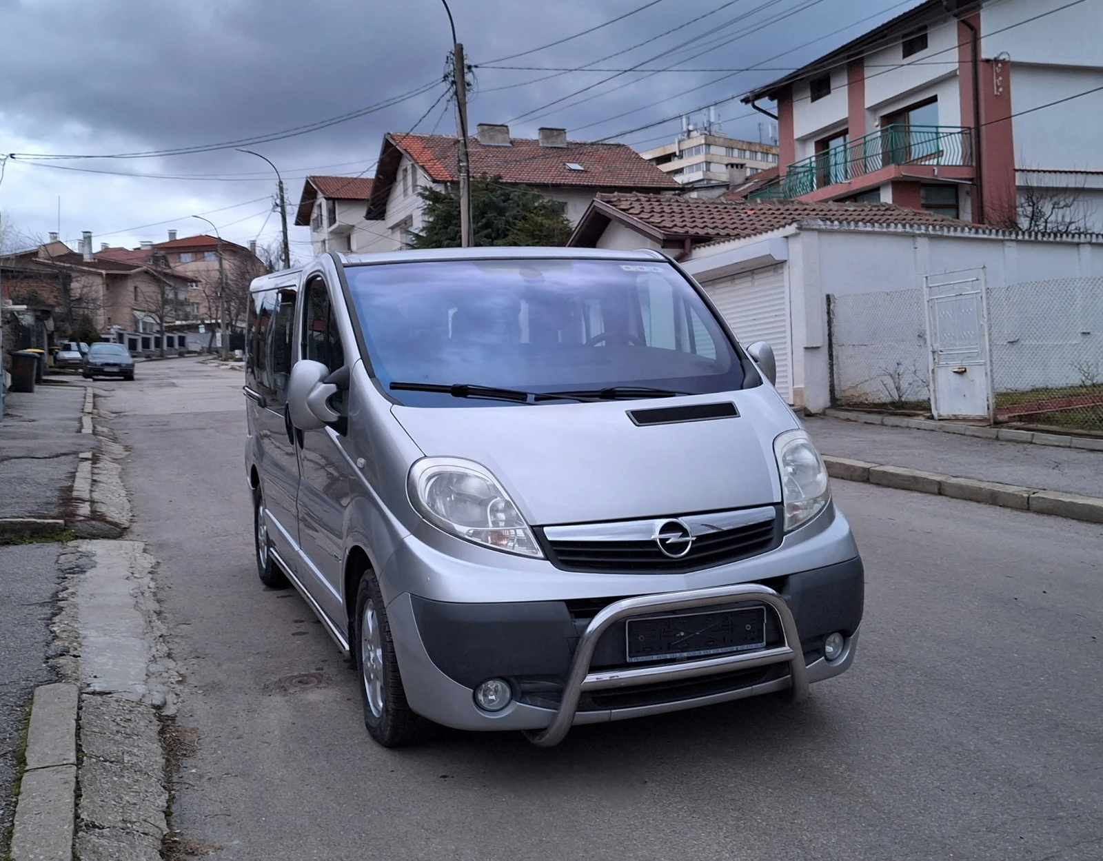 Opel Vivaro 2.0DTI 114кс 8места 6скорости Темпомат Климатик - изображение 10