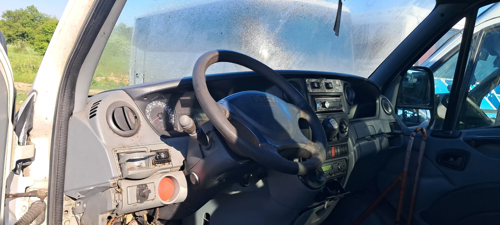 Iveco Daily 20 места, снимка 5 - Бусове и автобуси - 54508805
