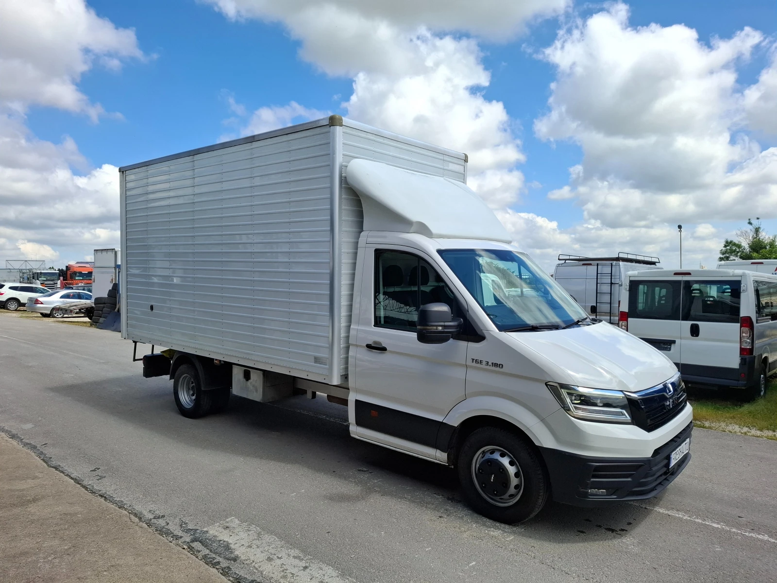 Man TGE 2.0tdi 177кскс. Автомат, снимка 3 - Бусове и автобуси - 54890795