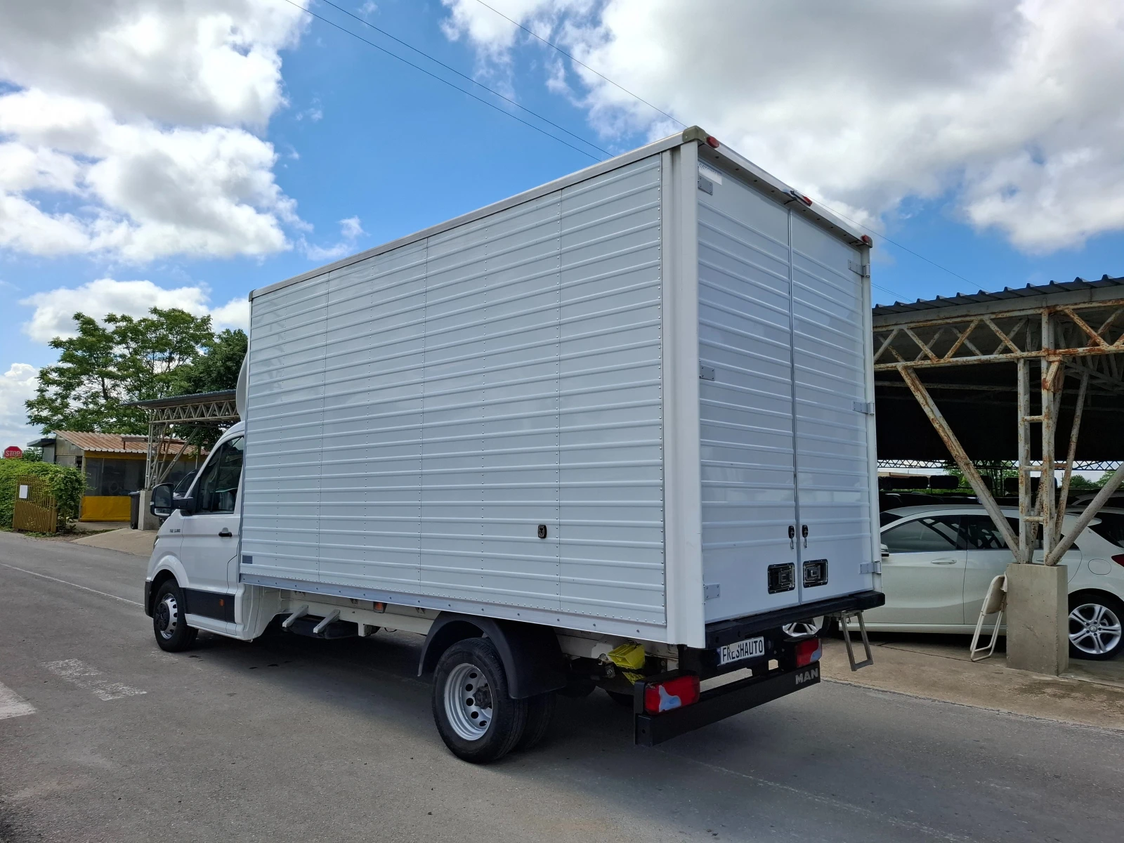 Man TGE 2.0tdi 177кскс. Автомат, снимка 5 - Бусове и автобуси - 54890795